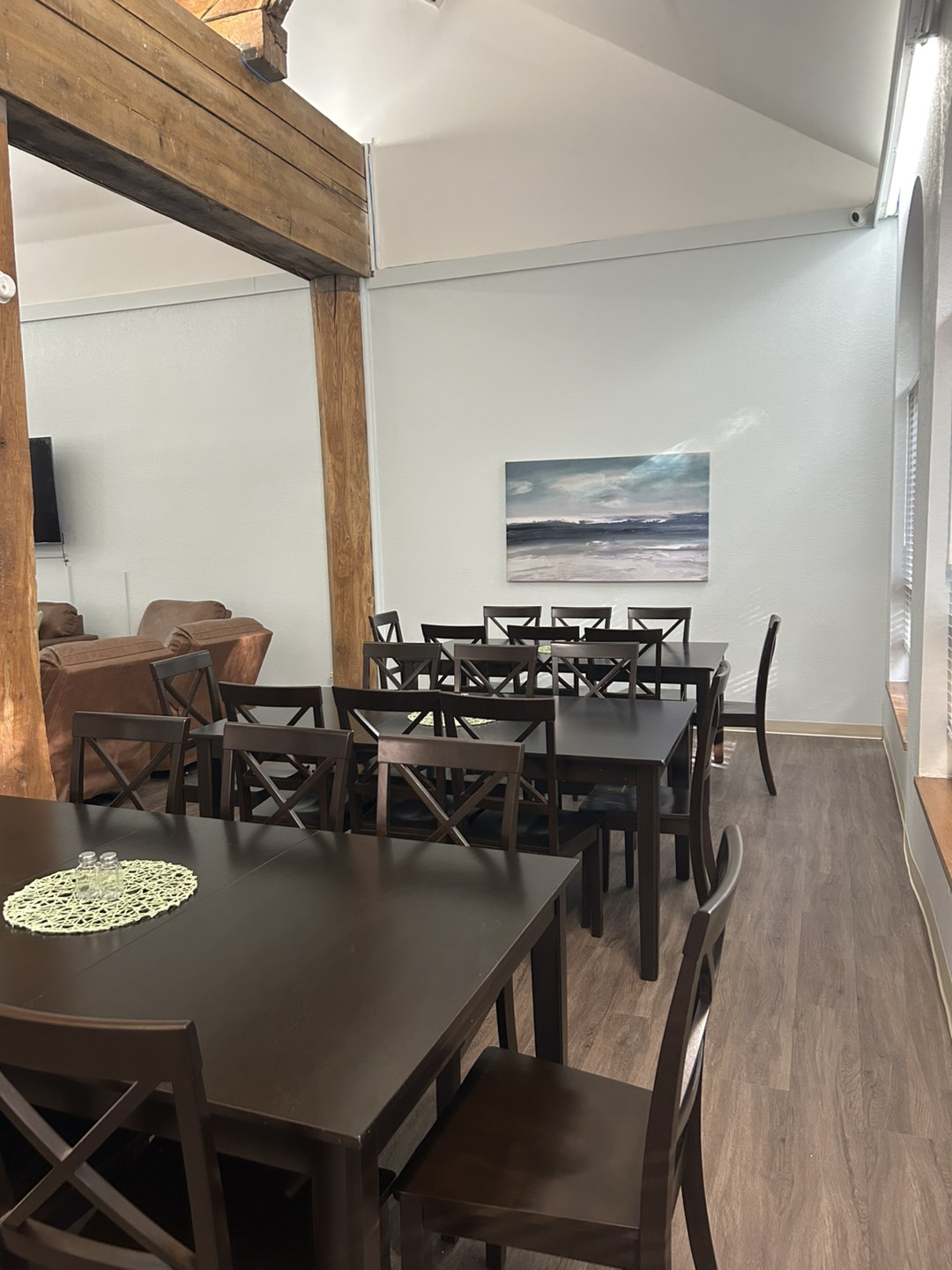 Last image of the carousel